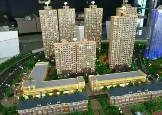 ���̰���